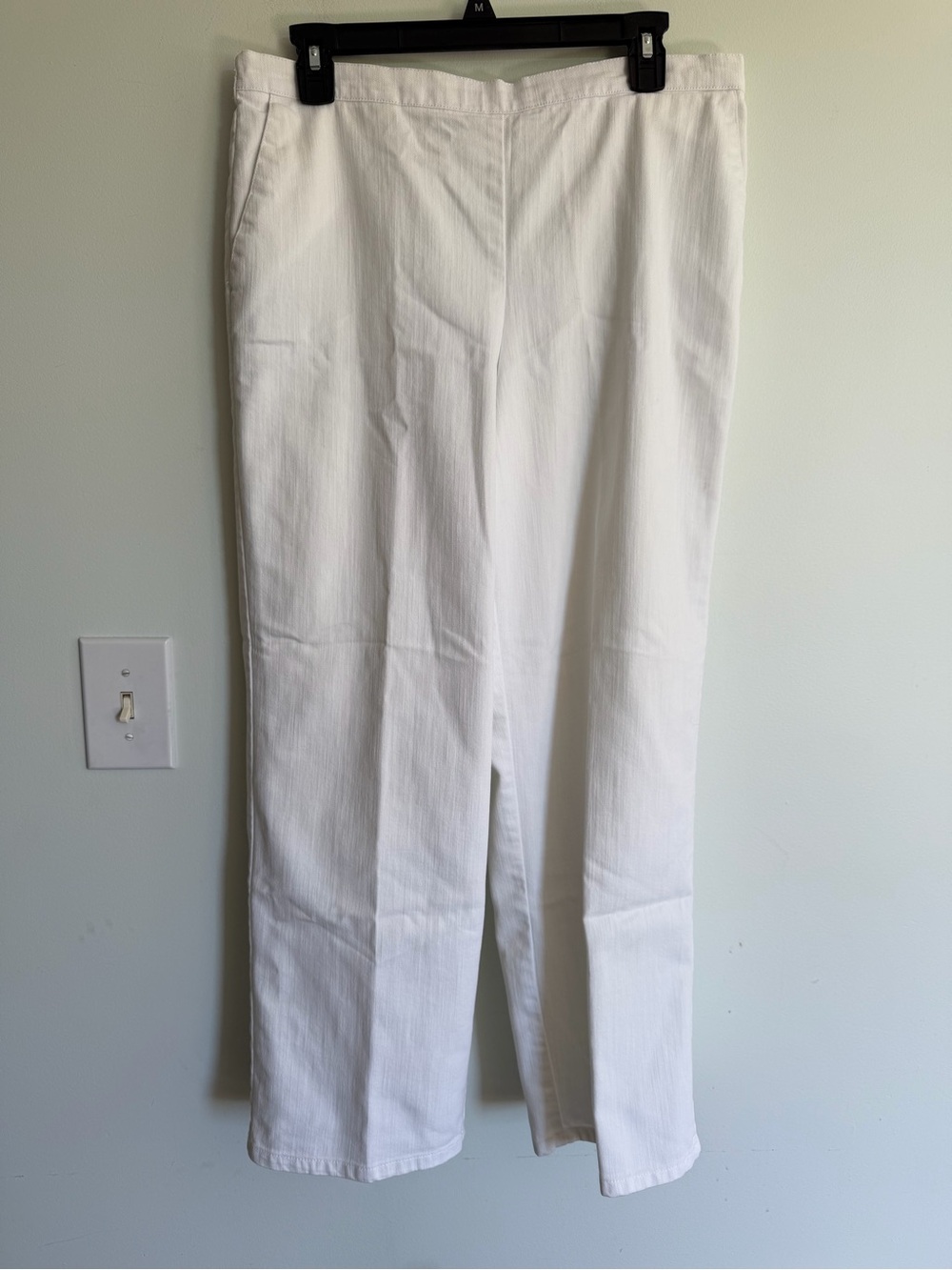 Alfred Dunner White Women's Straight-Leg Pants